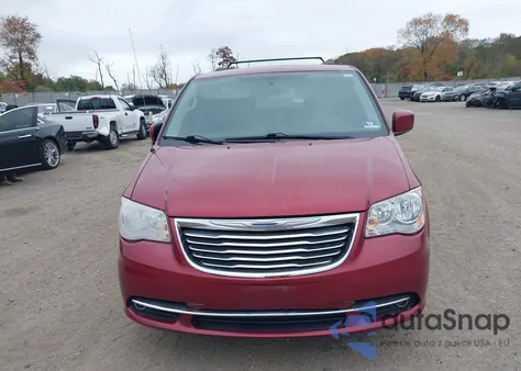 2015 Chrysler Town & Country Touring из США, поврежденный, VIN 2C4RC1BG9FR716571